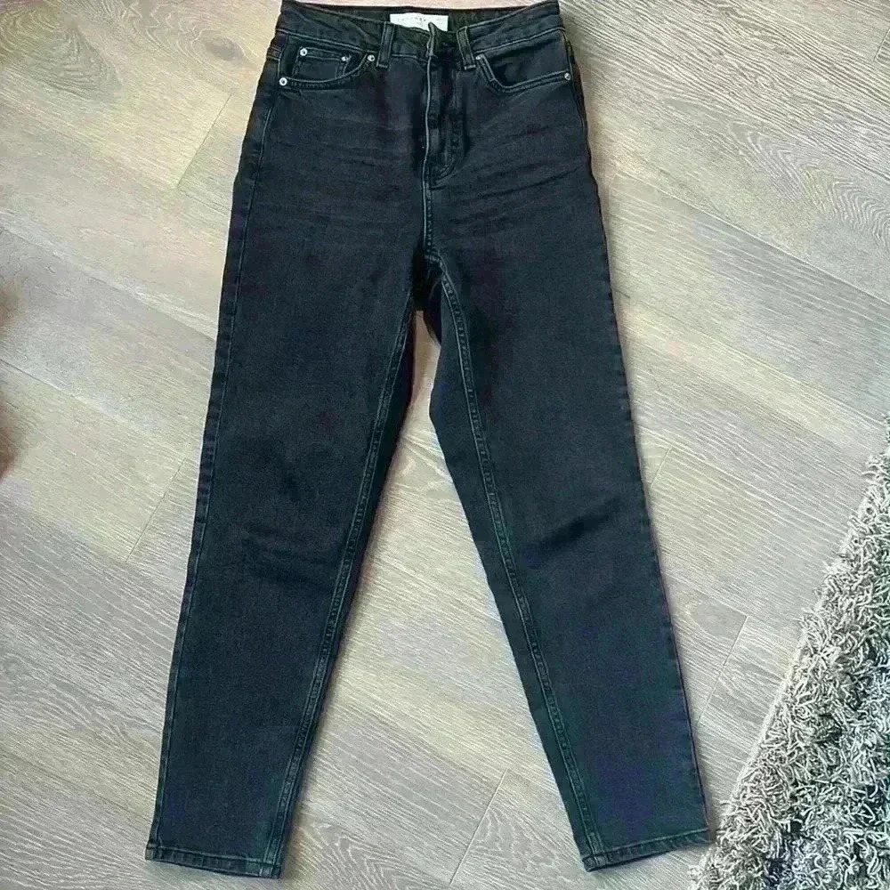 Topshop Premium Mom Tapered Jeans - Picture 4 of 8
